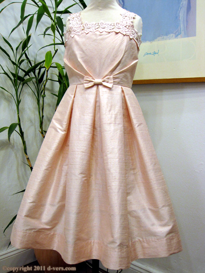 Custom Girls' Couture Special Occasion Handmade Dress "Mia" Custom Girls' Couture Special Occasion Handmade Dress "Mia"